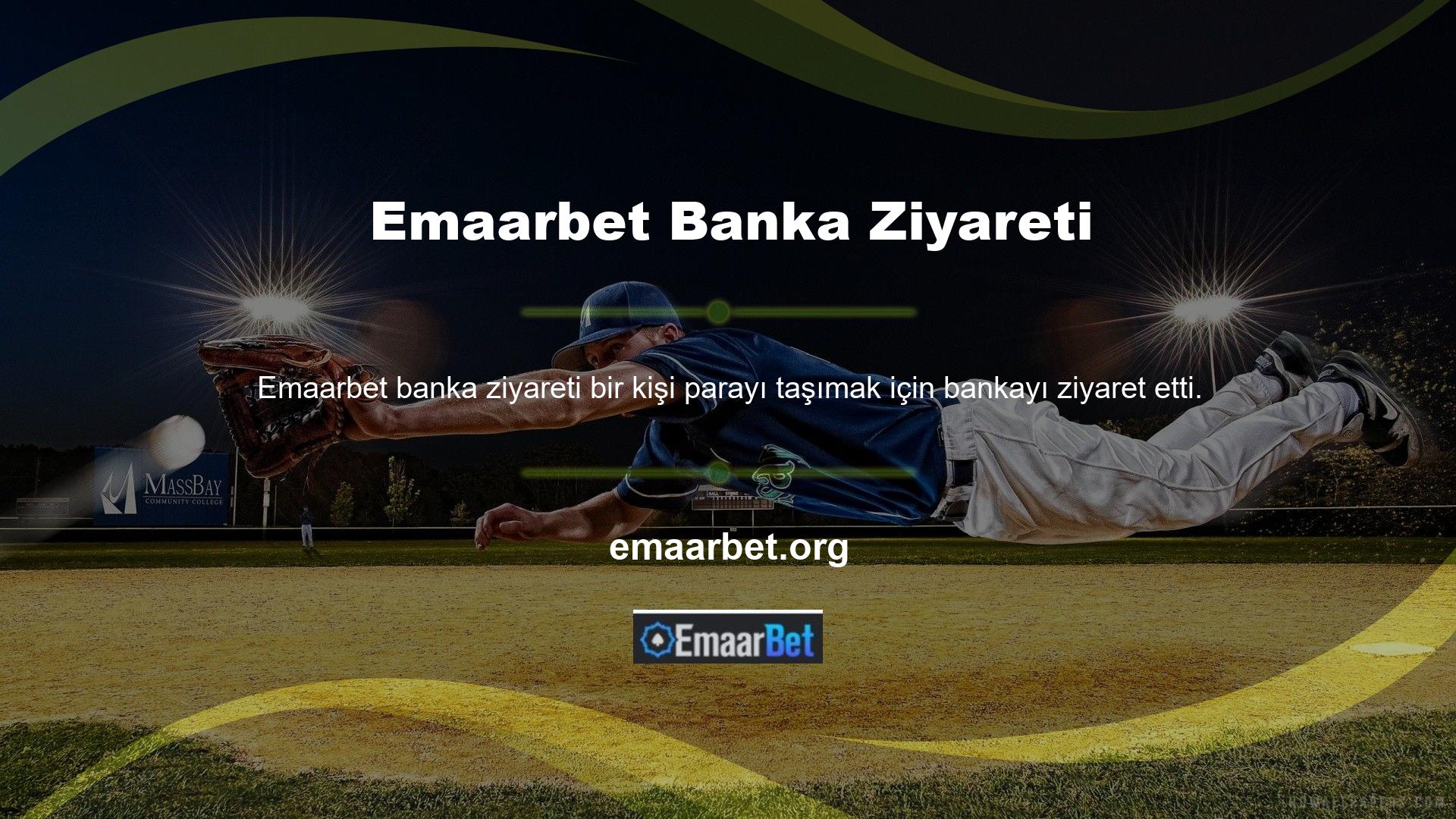 Ancak online sistemlerin basitliği nedeniyle para transferi için bankanızın internet şubesini seçmeniz daha pratiktir